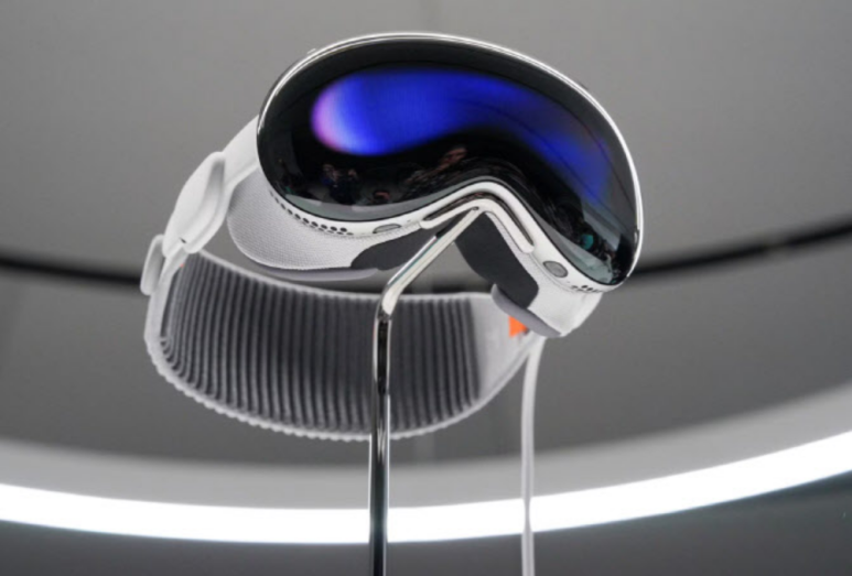 Apple Vision Pro 이미지