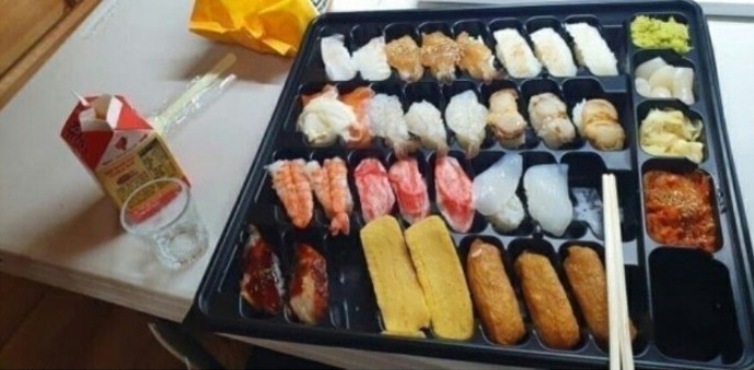 맛있는데 ㅈㄴ 싸다는 일본 초밥에 130