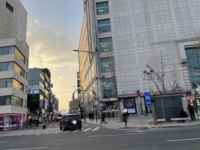 동대문 무료 주차 방법 (DDP, 두타, 동대문시장, 청계천, 닭한마리 골목, 낙산성곽길 등) 동대문 무료 주차 방법 (Ddp, 두타, 동대문시장, 청계천, 닭한마리 골목, 낙산성곽길 등)