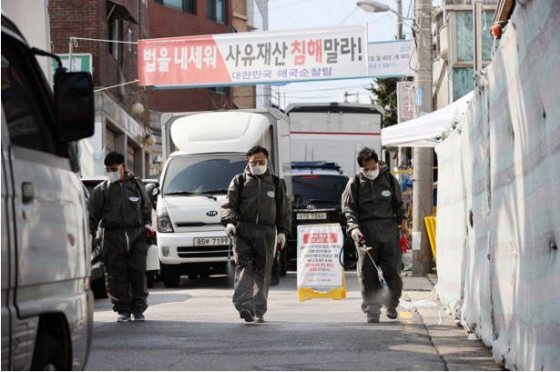  군인 휴가 통제..국방부 휴가 중지 2주간