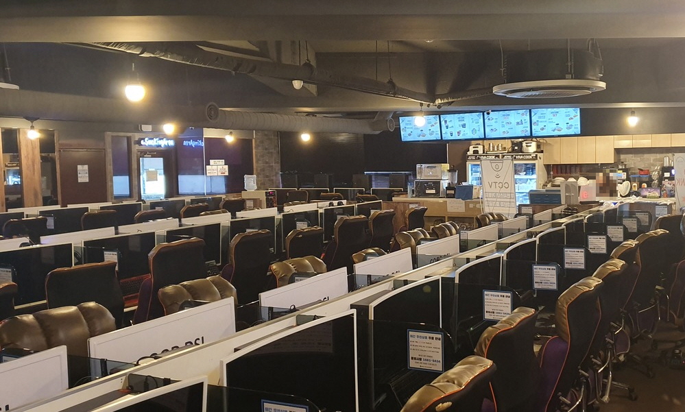  성남 무인피시방, 성남 셀프피시방, 멀티온시스템즈 무인관제pc방 매장 전경, 무인관제시스템 무료설치