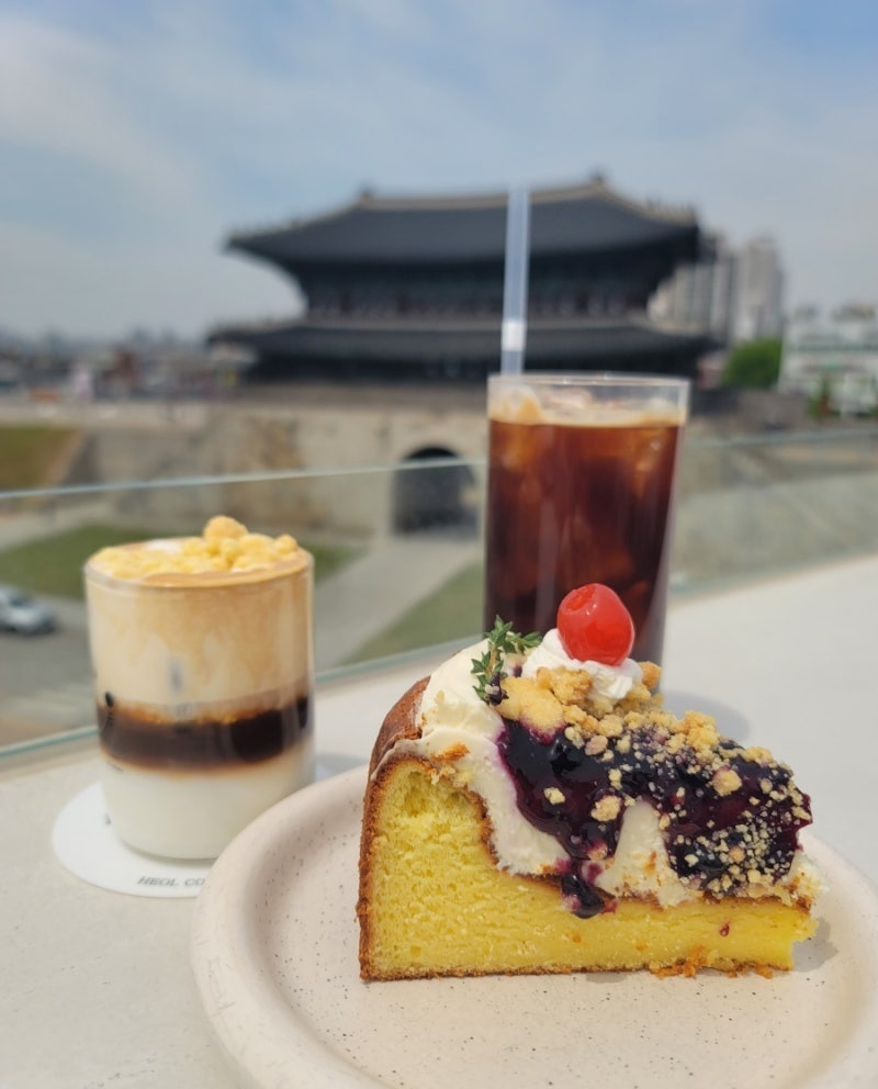 행궁동 루프탑 카페 헤올커피로스터즈