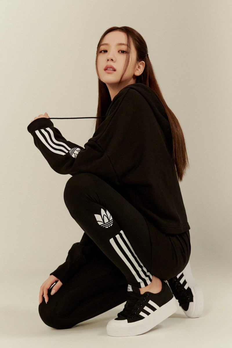 지수 아디다스