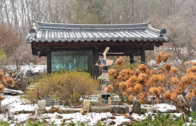 여백서원