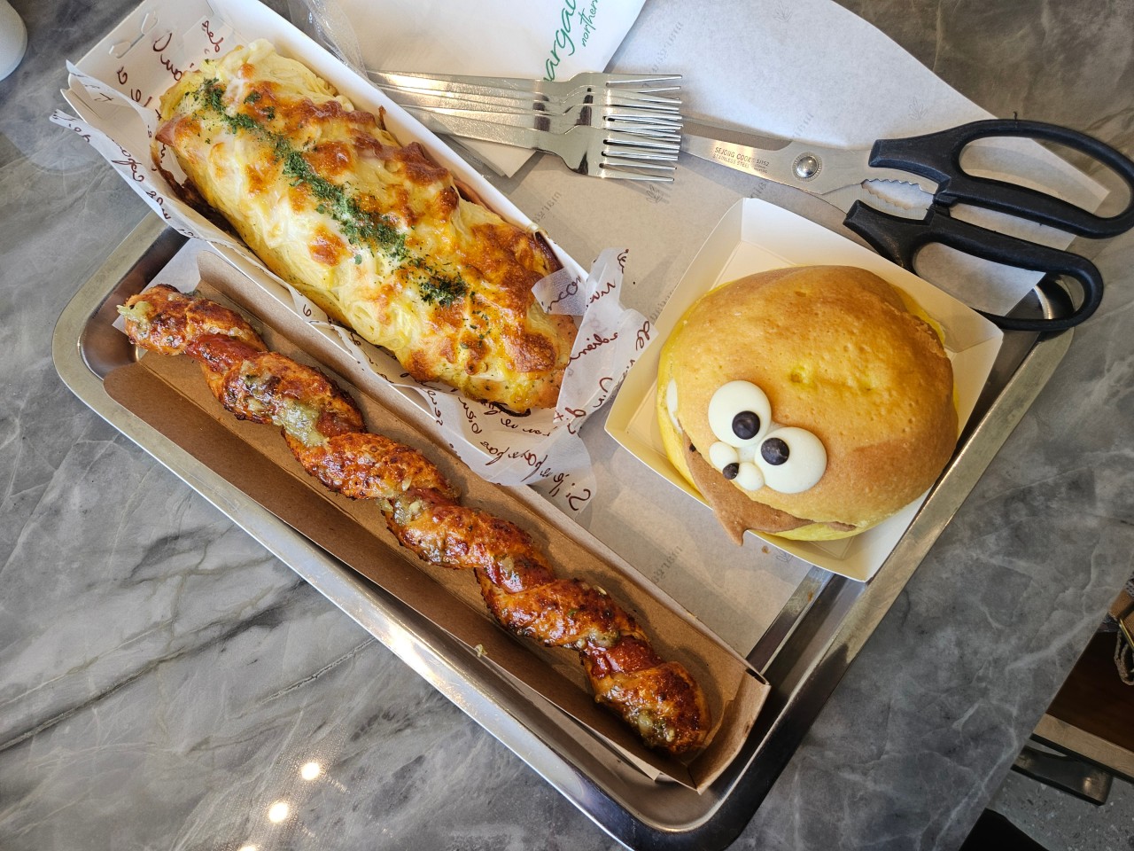 마고노더니스 이미지