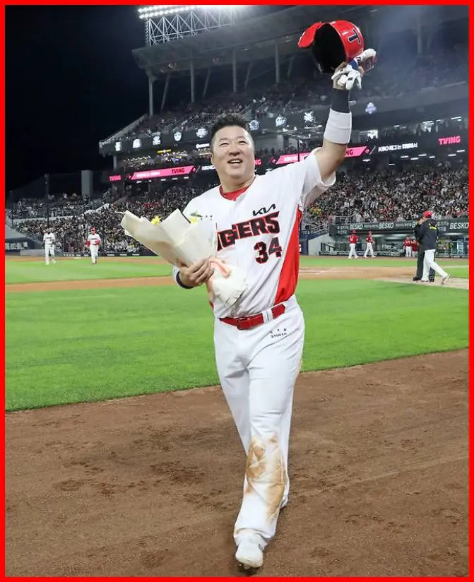 KBO 리그 아시아 최초 기록 달성