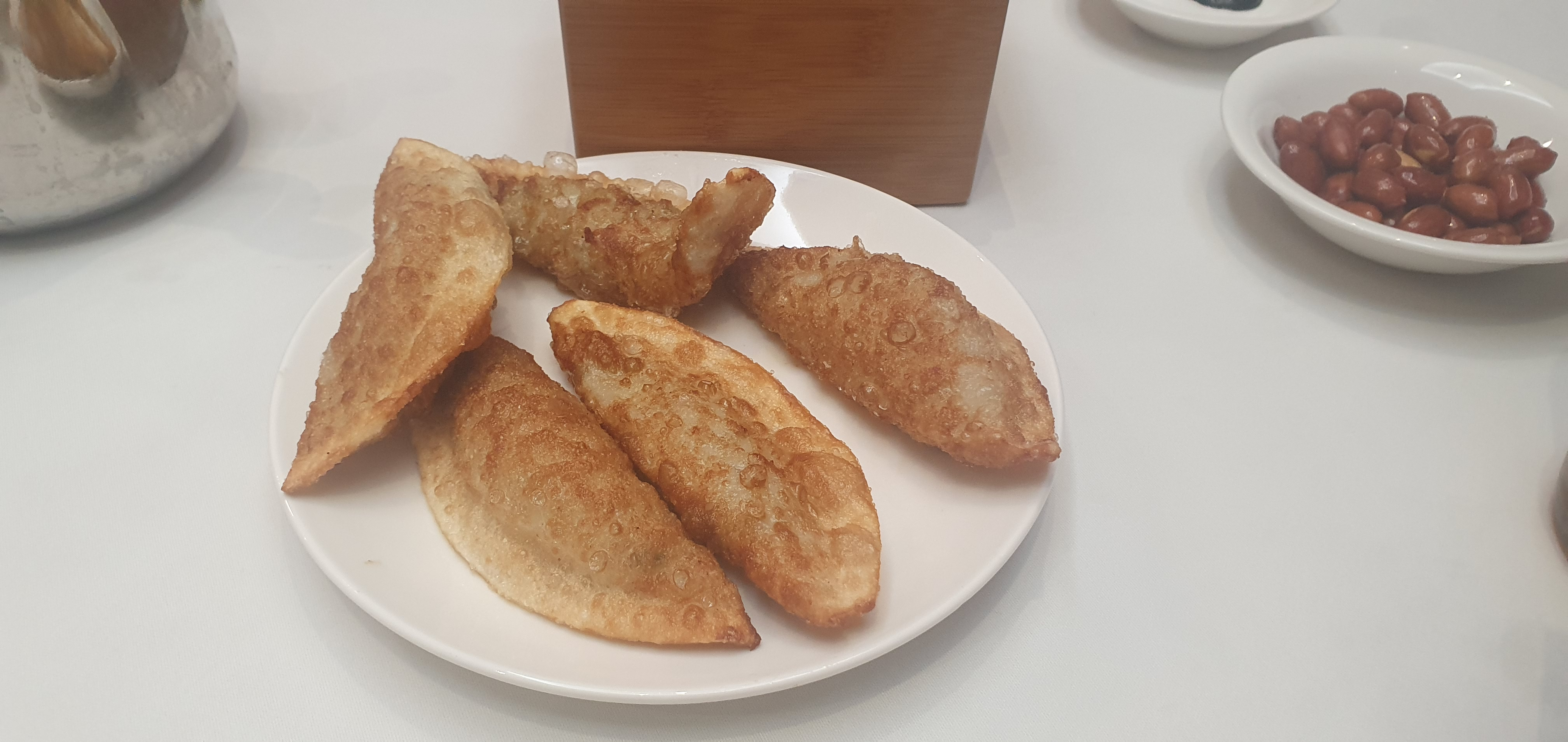 챠이홍 이미지