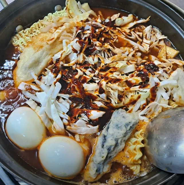 모모즉석떡볶이