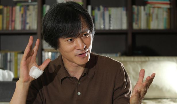  윤재순 대통령 비서실 총무비서관 詩 전동차에서 논란에 시인 류근 함량 미달일 뿐, 성추행 옹호 아냐 실패한 시에 ‘성추행 옹호 시’ 돌을 던지는 것은 페미니즘 아니다 마녀사냥일 뿐