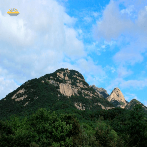 서울의 명산 북한산의 여름