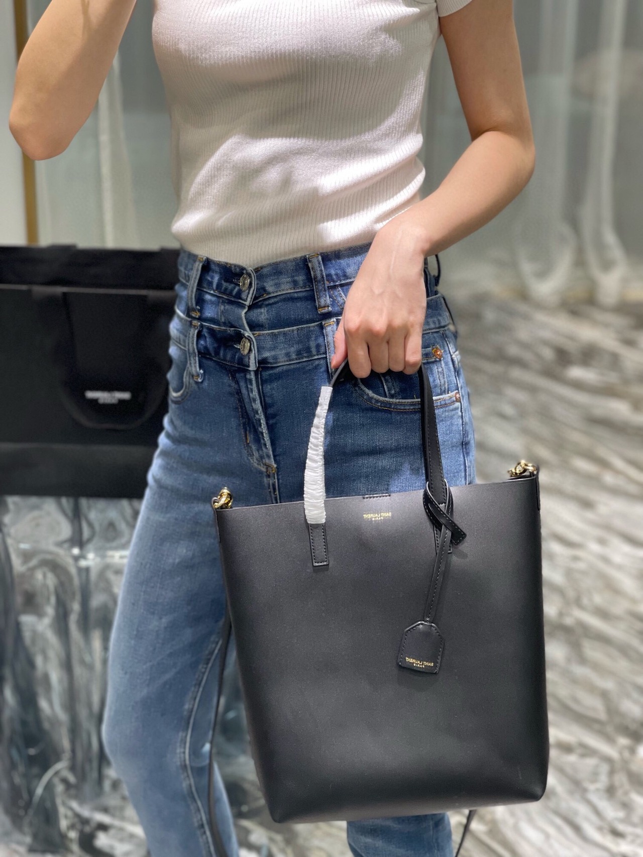  [SAINT LAURENT] 입생로랑 쇼핑 토이백 600307 (2 COLOR)