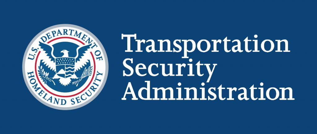 TSA 로고. 미국행 비행기는 TSA 보안규정에 따라 출발 전 항공기 기내검색을 실시해야 한다.