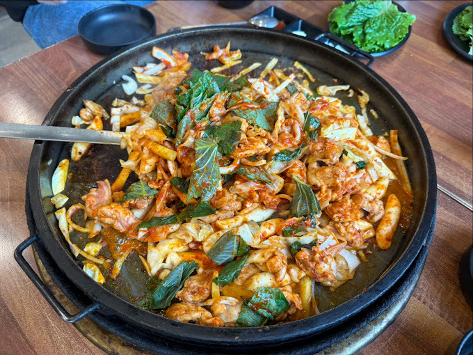 춘천 철판 닭갈비 '우성닭갈비'