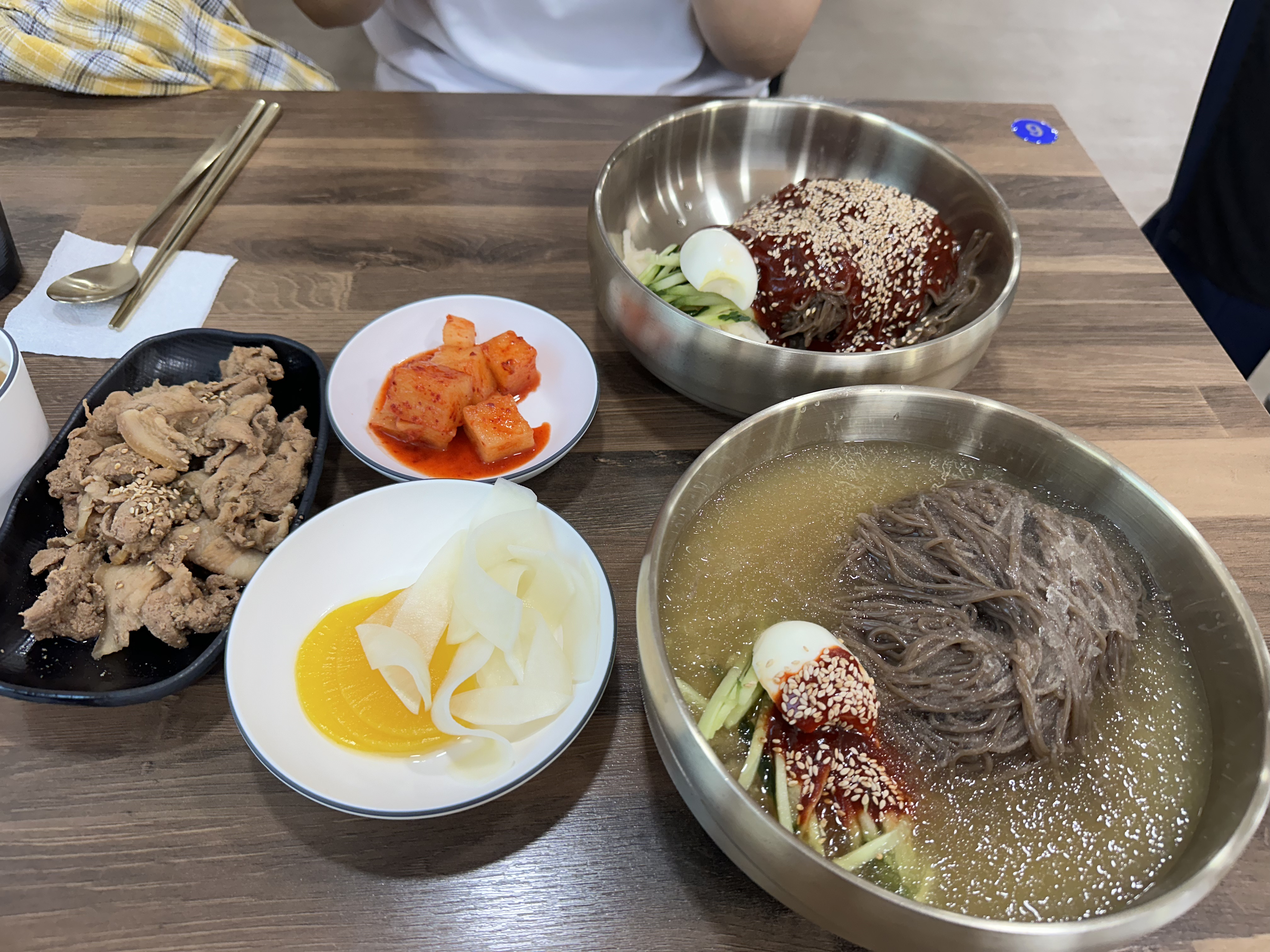 Goseongmemilnaengmyeon (고성메밀냉면) 2