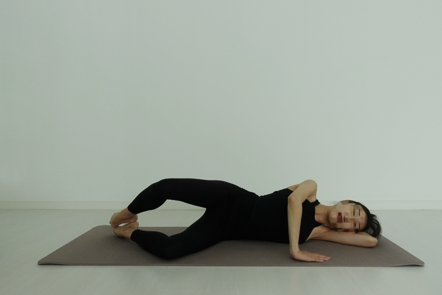 골반에 문제가 있다면 무조건 해야하는 운동, Mat pilates Clams