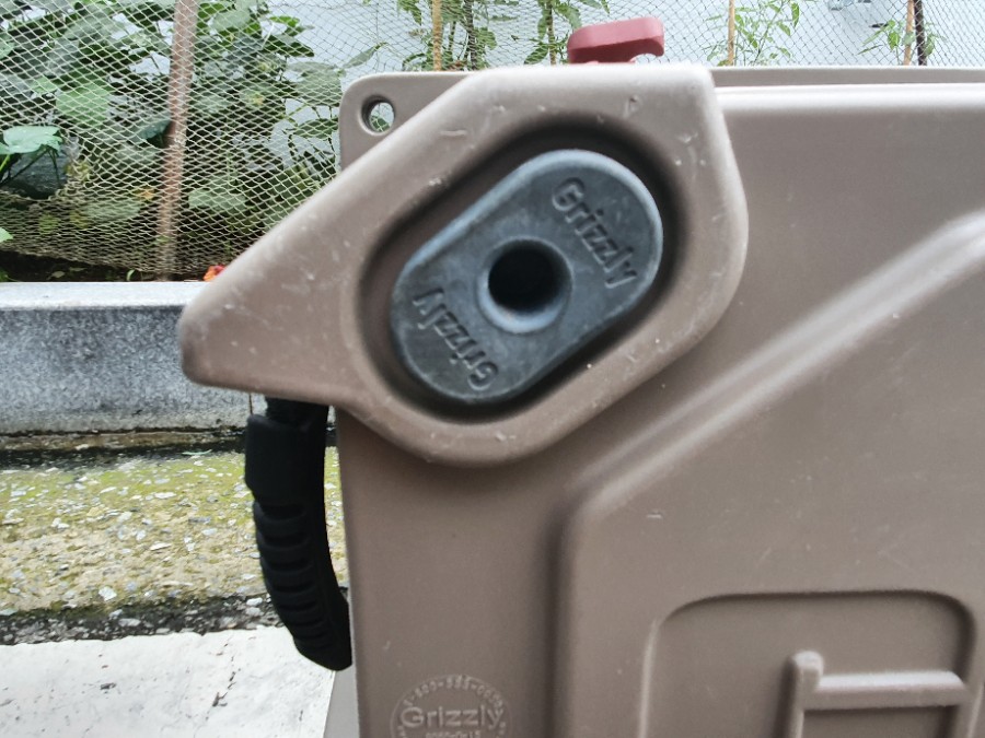 그리즐리 40 QT (쿨러...) 소개. 1