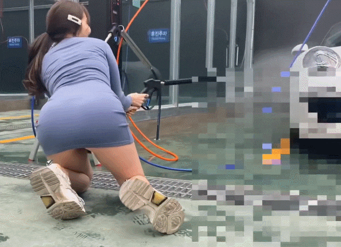 포르쉐 세차녀 (남자의 시선)