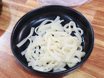 생생바지락칼국수 이미지