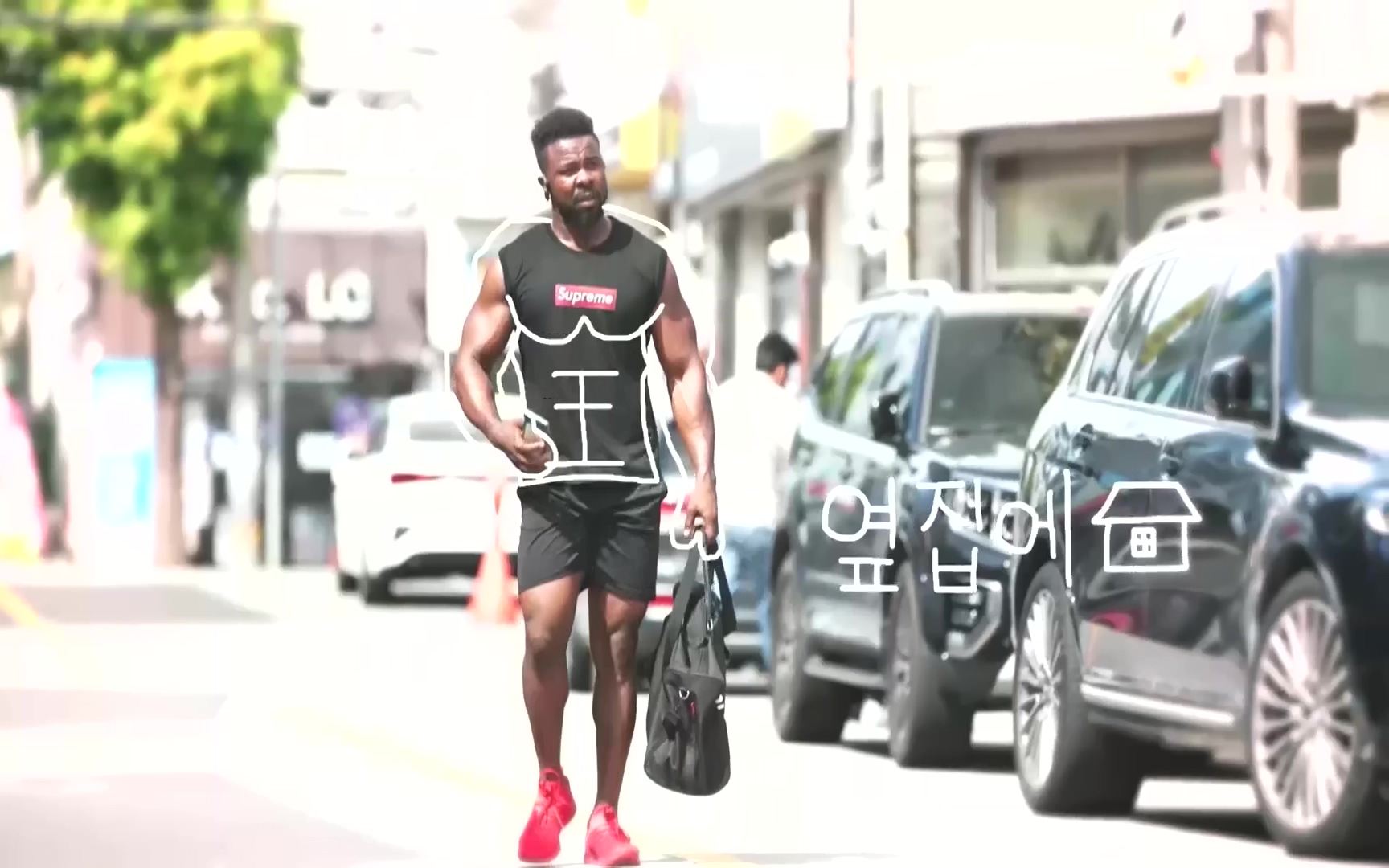 이웃집 찰스.E358.221011p.H264-F1RST.mp4_20221012_203204.097.jpg