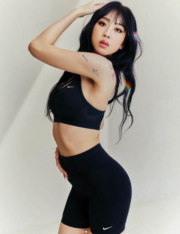  이영지 바디프로필 사진 공개