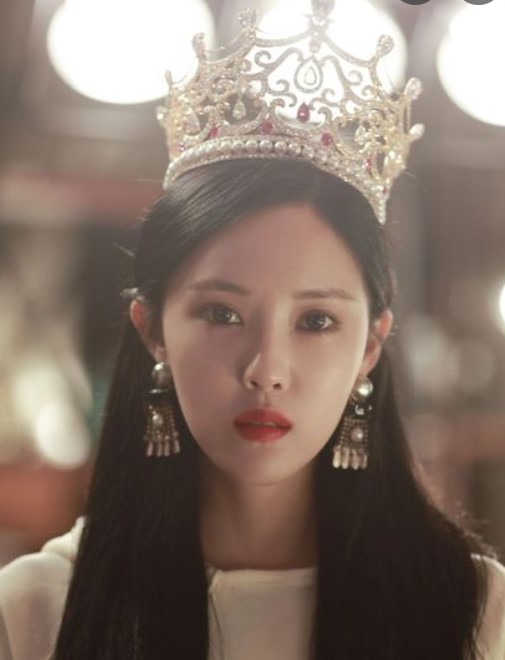 효민-황금손