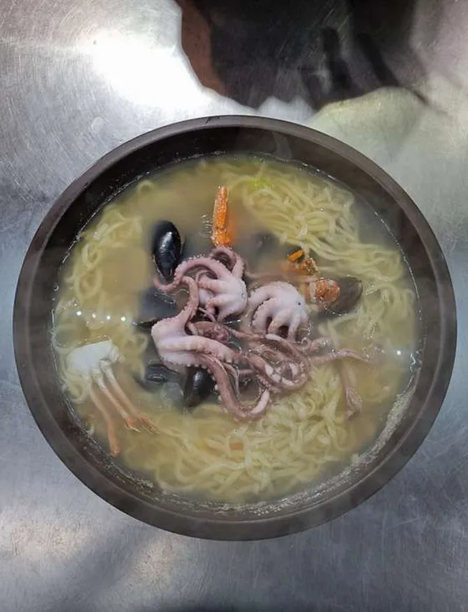 명지해물찜칼국수