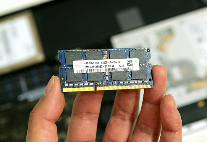 PC3-8500S-메모리-필수