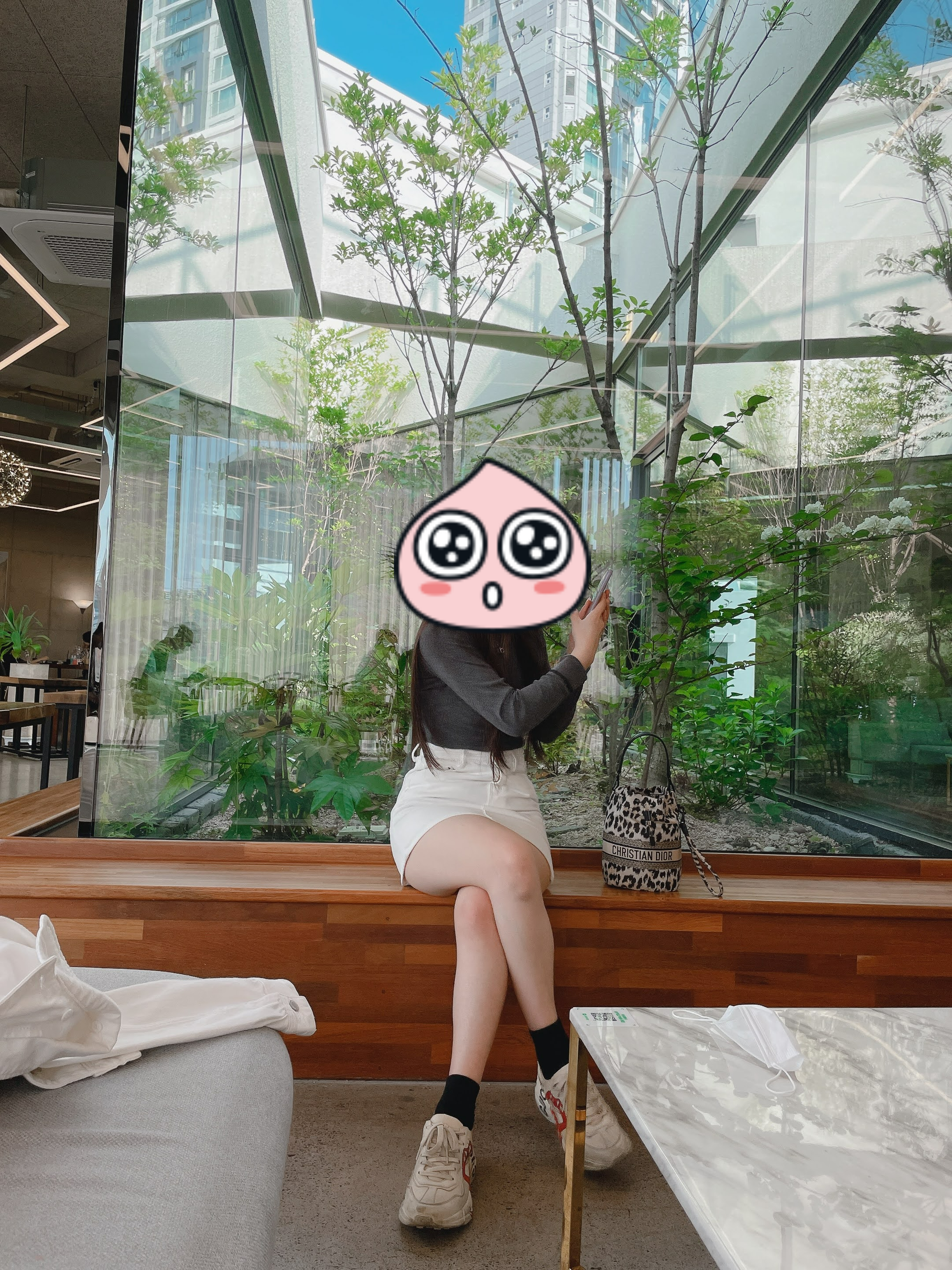 중정 앞 사진