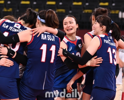 사기꾼 김연경과 올림픽 여자 배구팀 간절함이 만든 결과 - 23