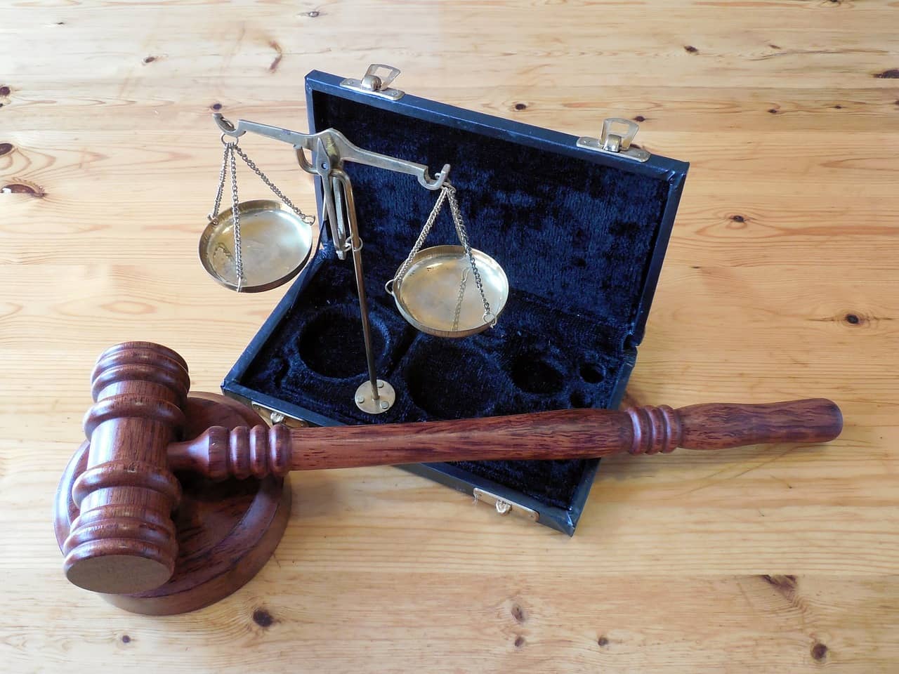 AI 예술과 저작권법, 충돌을 피할 방법은?
