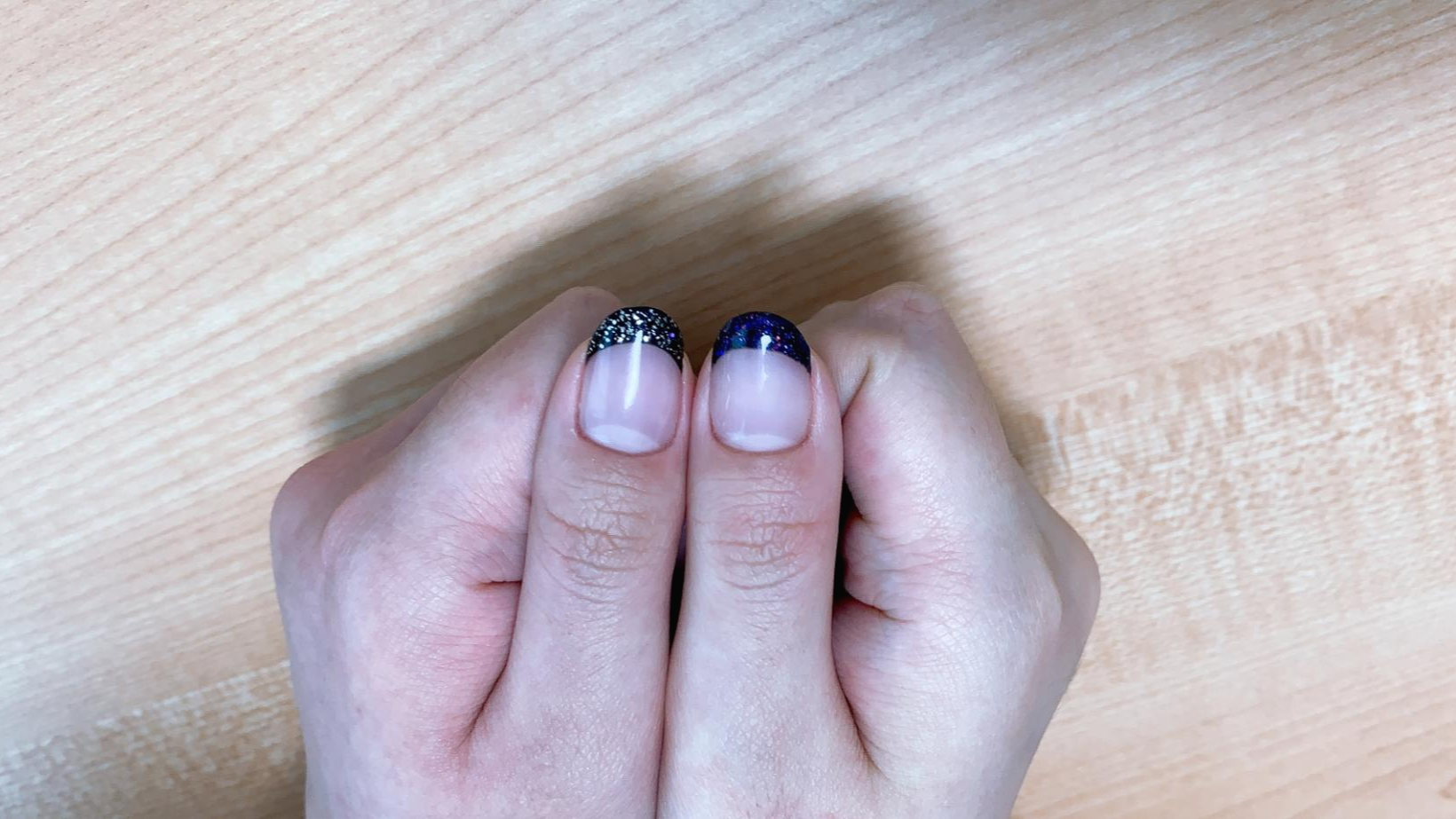 네일 종류 겨울 네일 검은색 네일 12