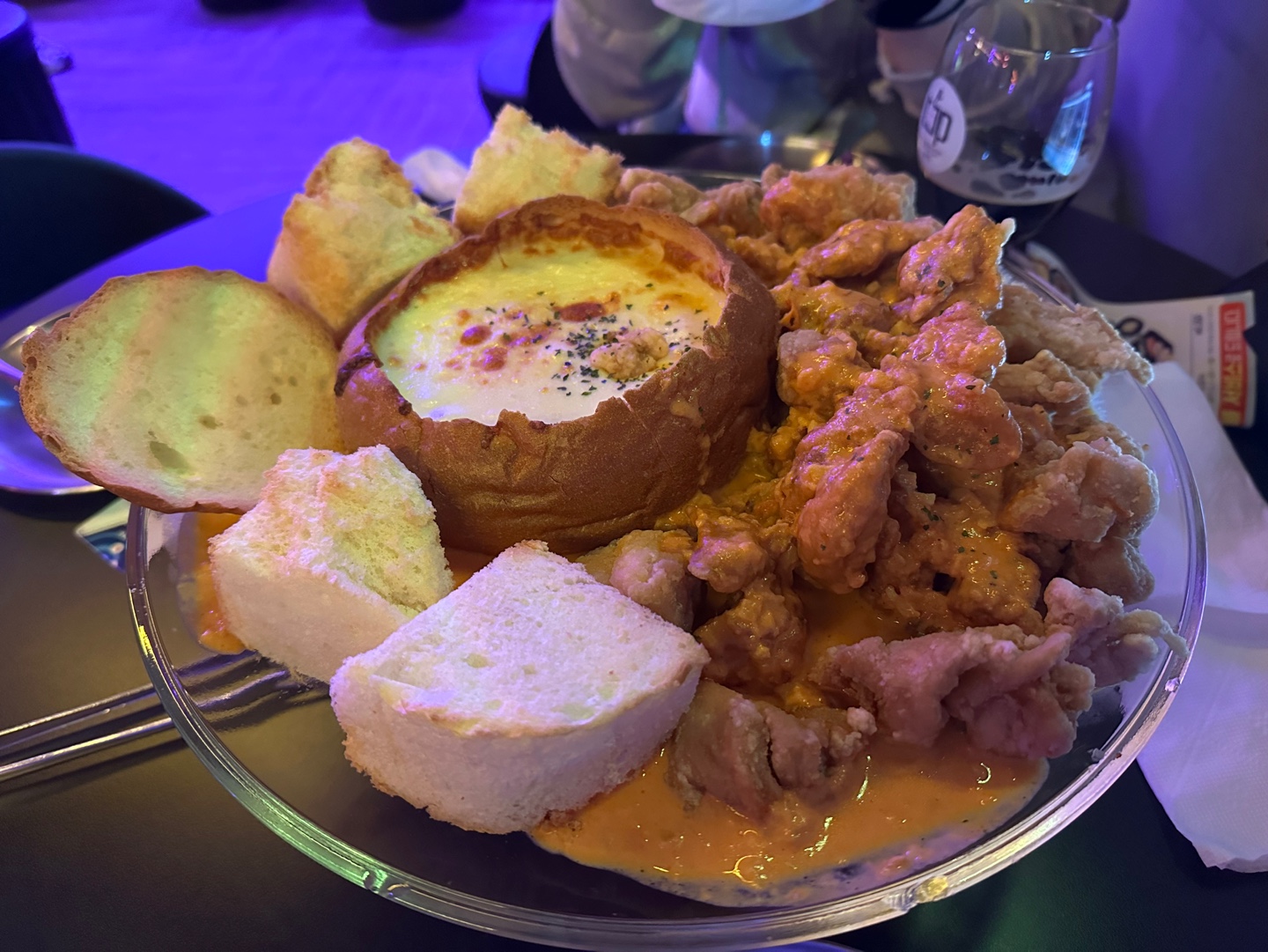  강남역 술집 맥주집, 꼭그닭에서 빠네 치킨 내돈내산 후기(feat.치즈 쇼)