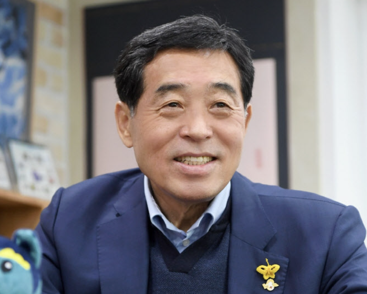  안산시장 윤화섭 고향 나이 재산 학력 이력 프로필 - 재선 도전