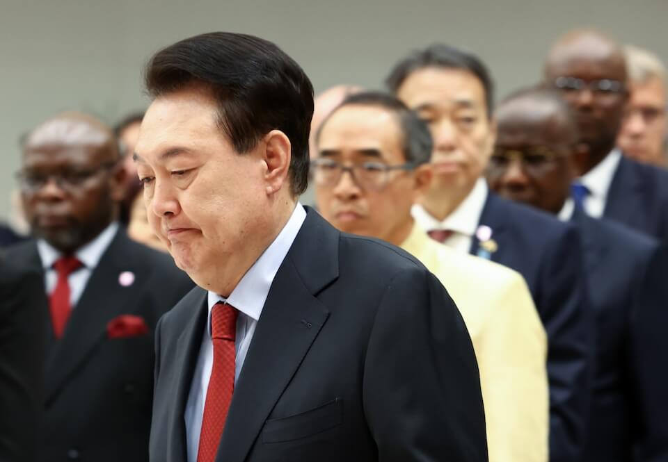 윤석열 내란 혐의 재판 2차 준비기일 불출석 결정