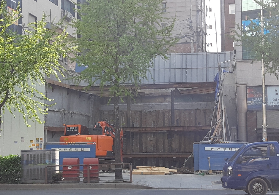  은평구 연신내역 인근 건물 공사 현장 사진 019(korean construction)