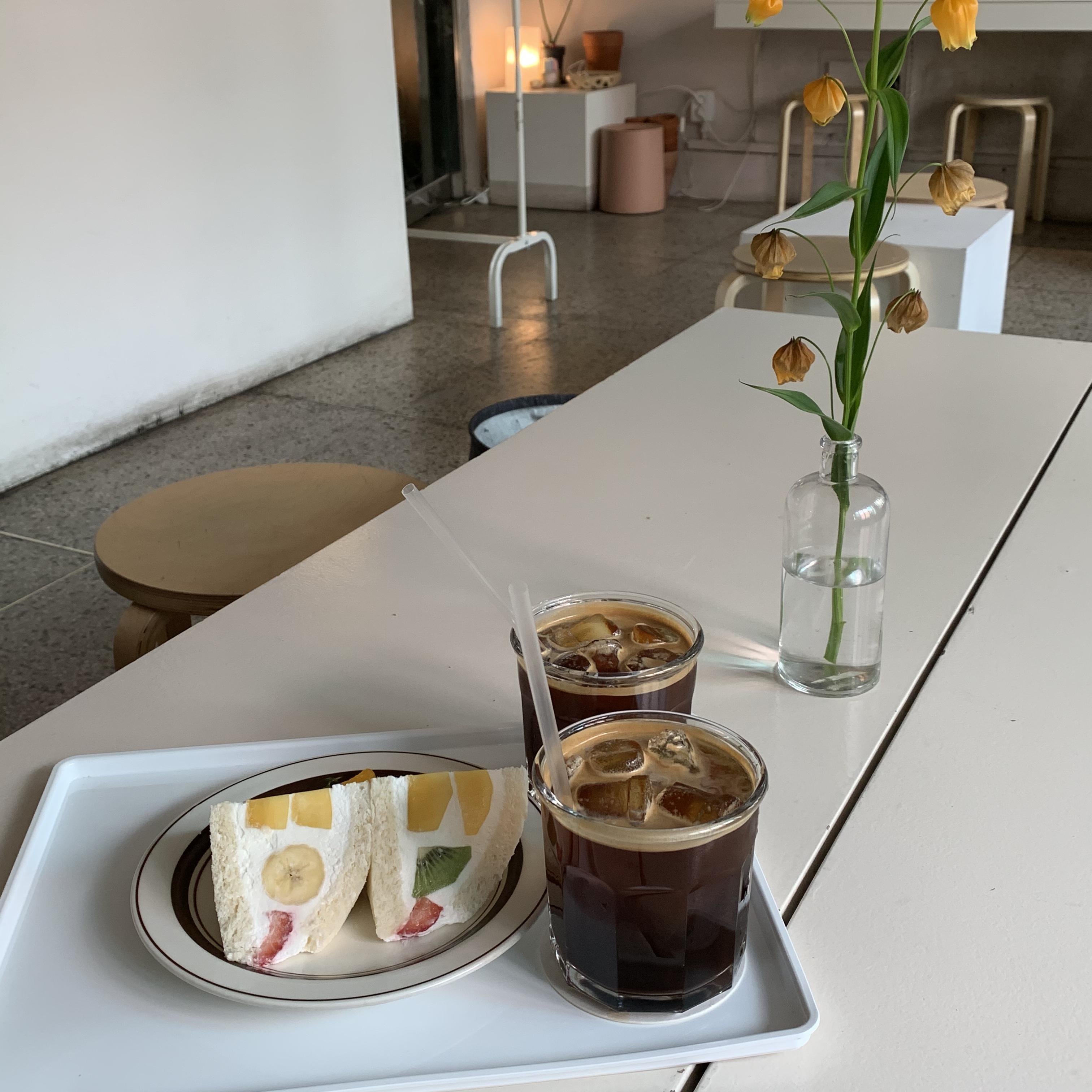  [을지로 카페] 후르츠산도와 커피가 맛있는 '분카샤'