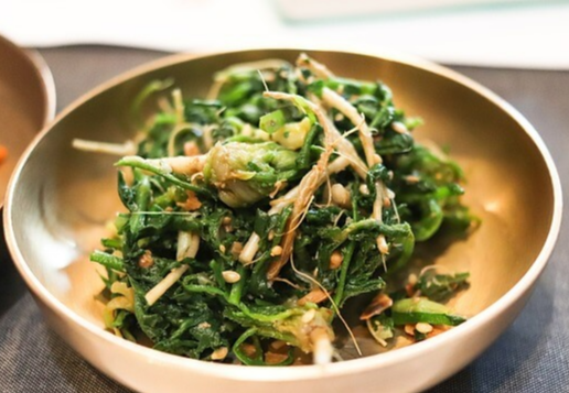 봄에 먹는 양 고추 냉이 나물