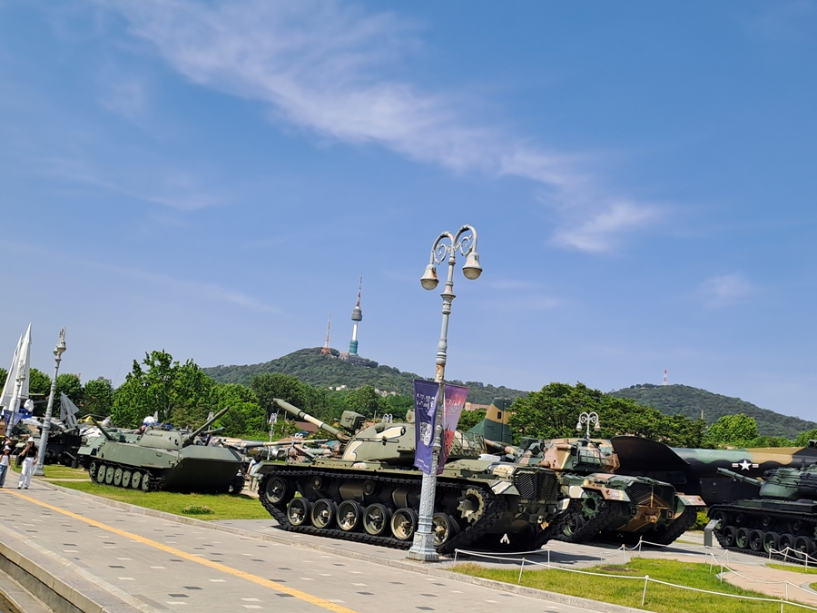 퇴역한-군사장비-02
