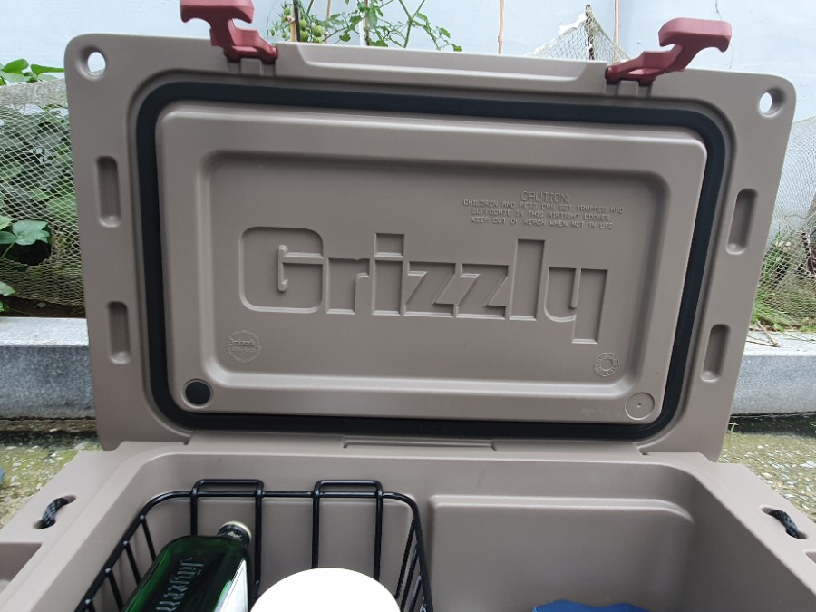 그리즐리 40 QT (쿨러...) 소개. 10