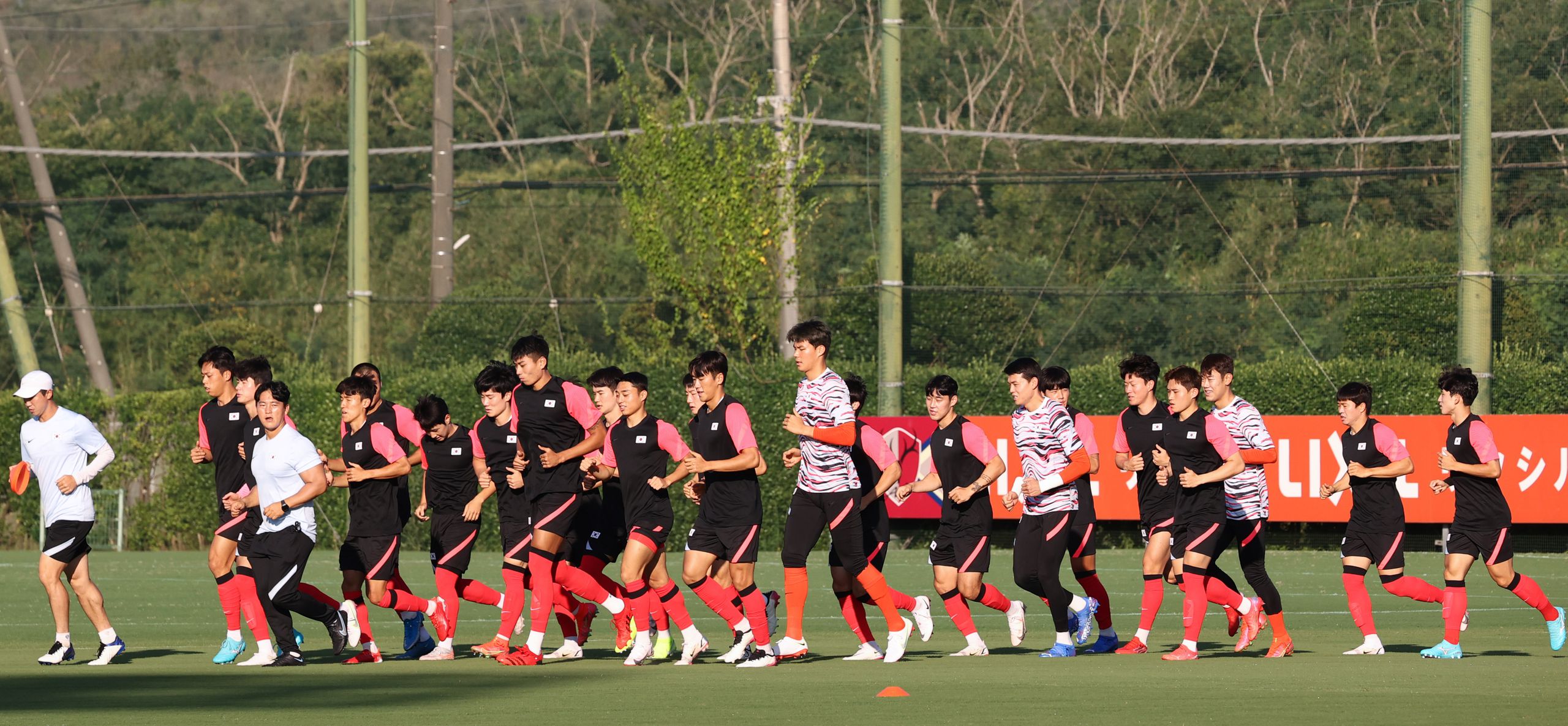 도쿄올림픽 축구 이동경 악수 거부 매너 논란 :: 쿠파스
