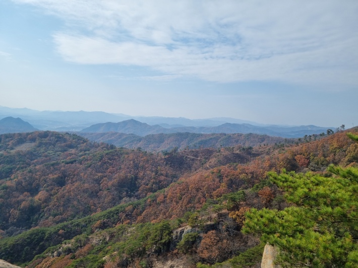 남고개-방향-내려가는-길-산