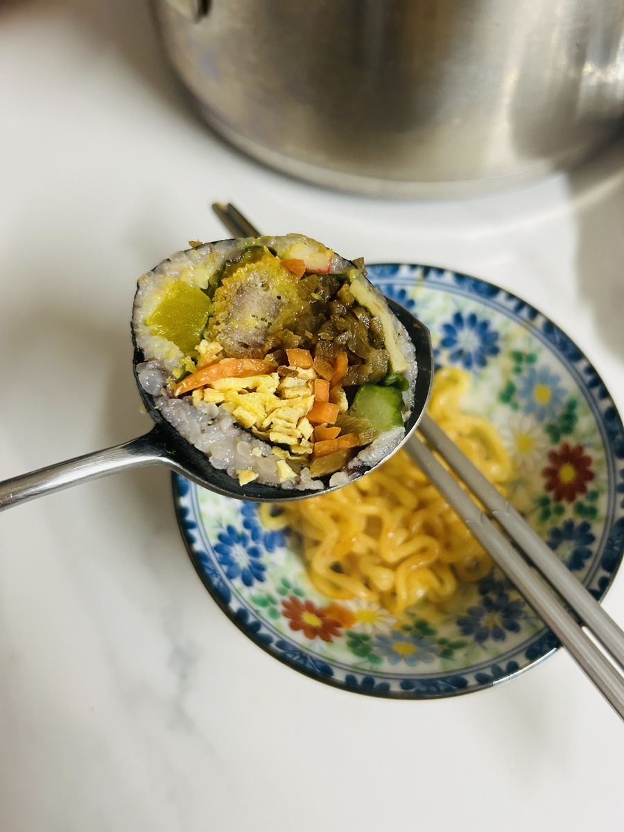 예하리김밥 이미지