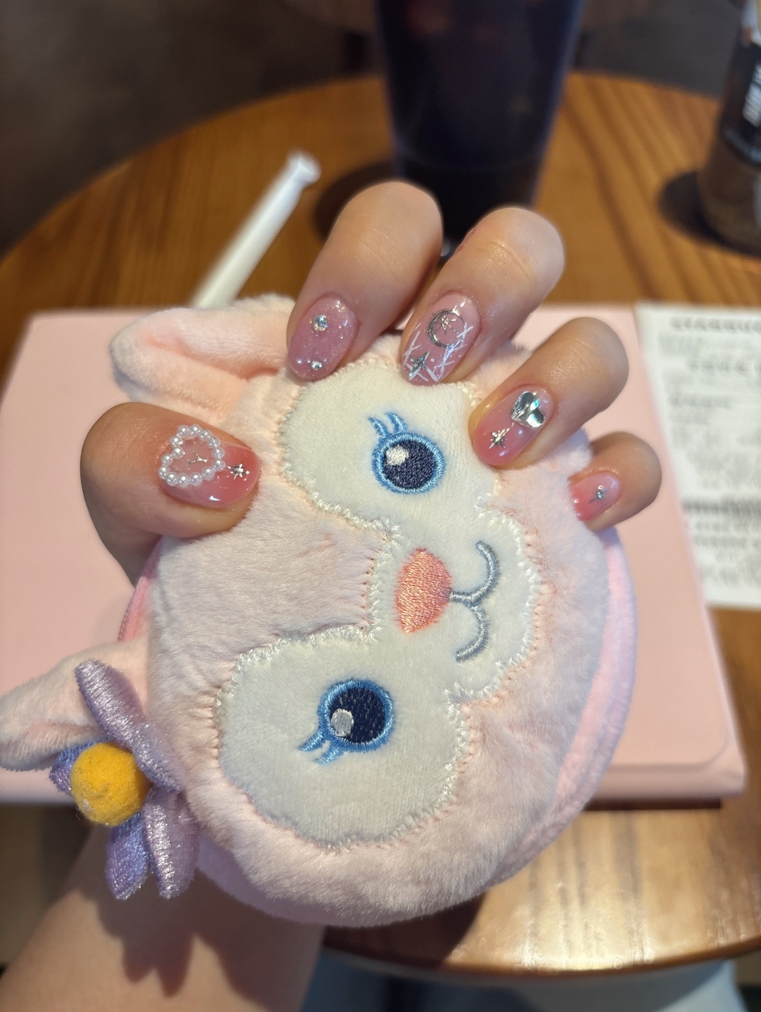 아우로라뷰티 이미지