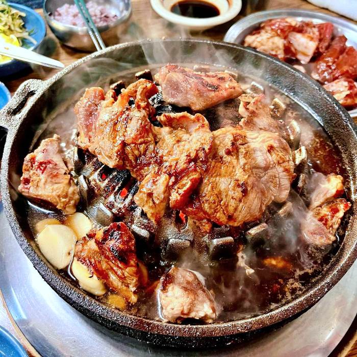 토요일은밥이좋아 토밥좋아 천안 40년 전통 숯불갈비 맛집