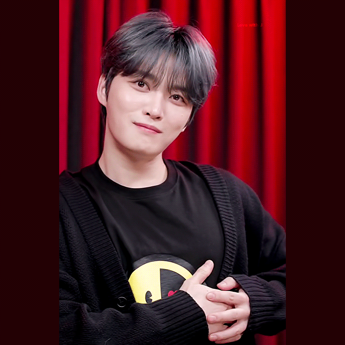 Gifで見るキム ジェジュンの夜間作業室 Jaejoongに溺れて