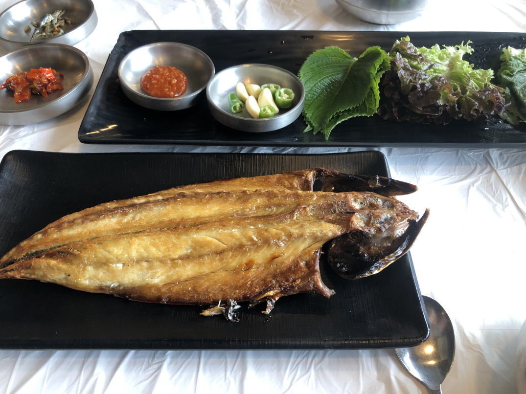 힐링여행 거제도 맛집투어 - 거제보재기집 고등어구이