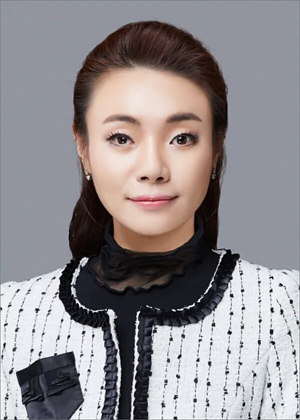 김예지-의원-프로필-사진