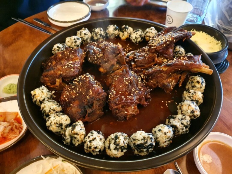  인계동 먹성촌 / 뼈구이 맛을 알아버린 곳이죠