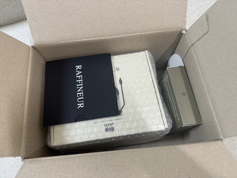 후기/ 라피너 턴테이블 전자식 디퓨저 (카톡선물, 집들이선물 추천) 2