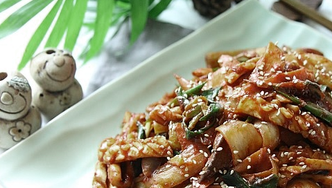  맛과 건강을 동시에! 홈메이드 오징어볶음 레시피 공개